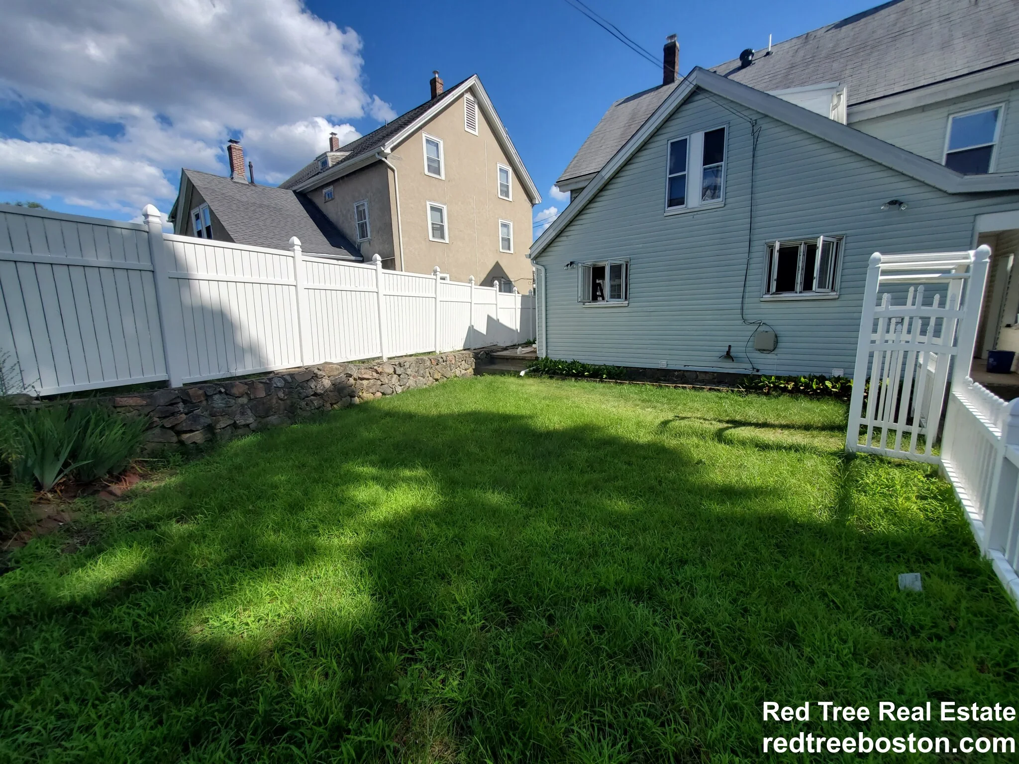 3 bed, 1.5 bath apartment for rent at 8 Cross St Unit Townhouse, Woburn — photo 14 of 15