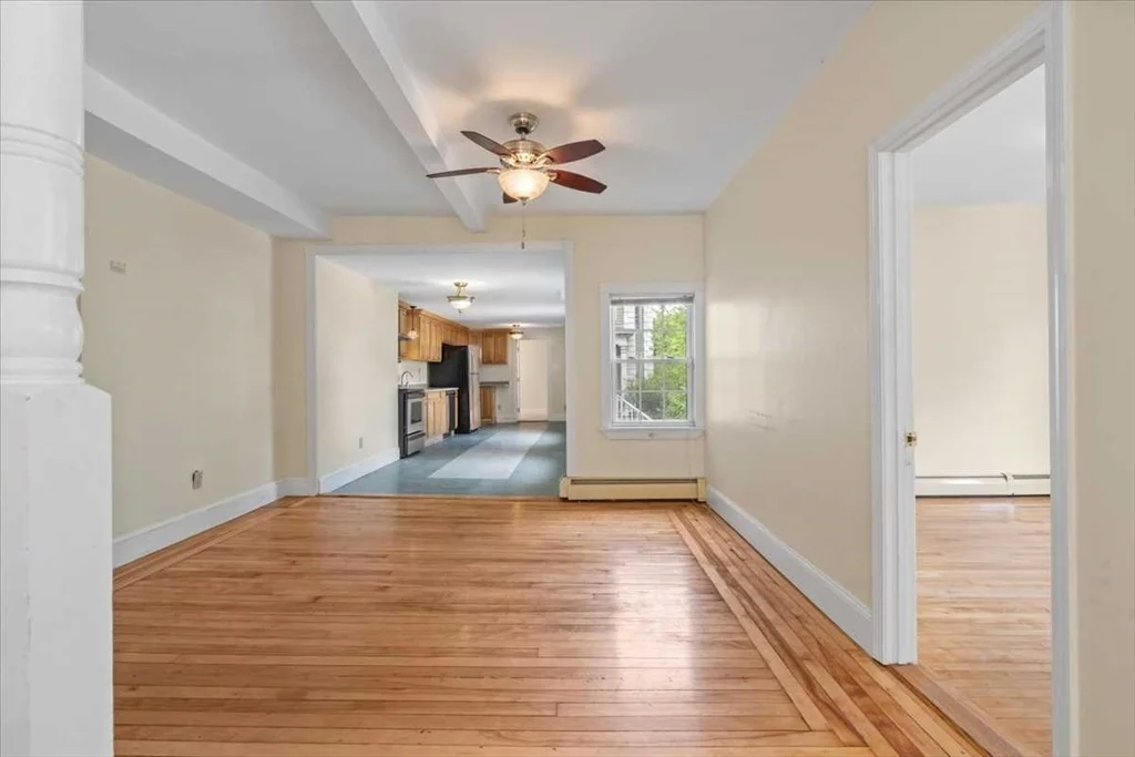4 bed, 2 bath apartment for rent at 8 Crown St Unit 8, Worcester — photo 10 of 30