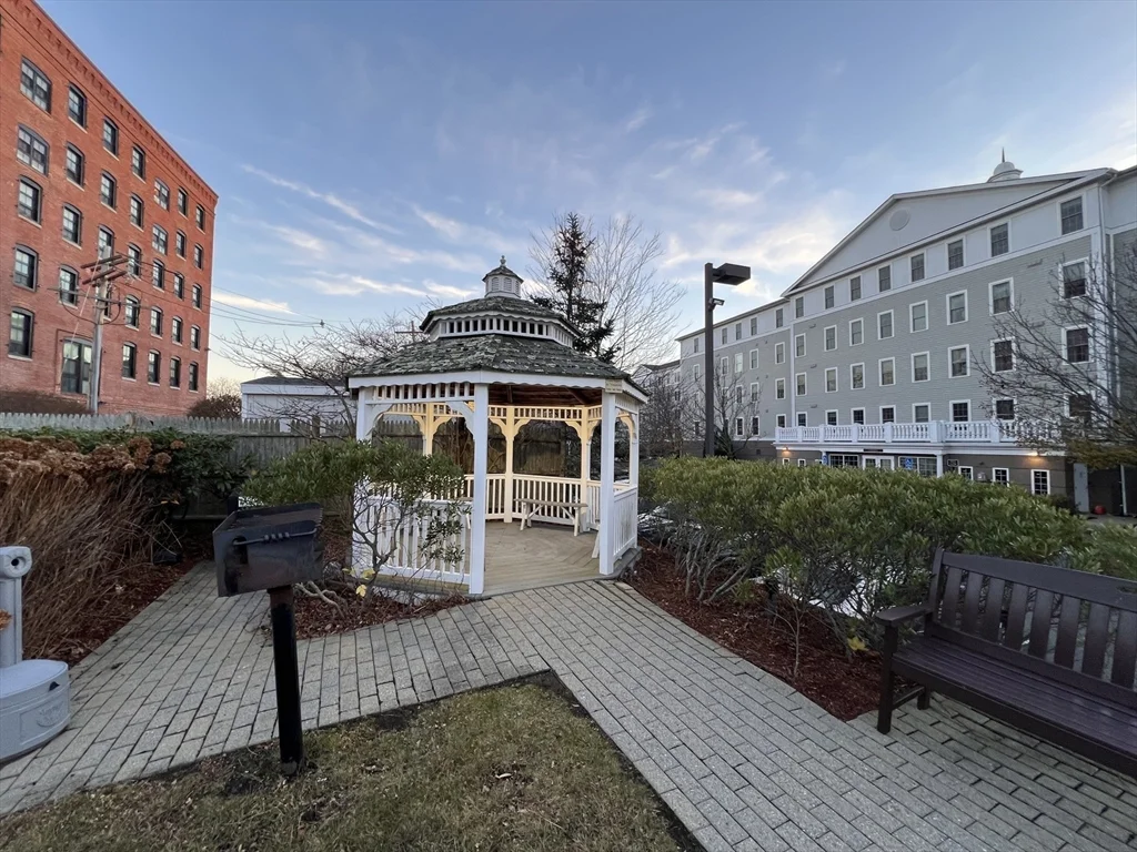 2 bed, 2 bath apartment for rent at 8 Crowninshield St Unit 210, Peabody — photo 28 of 29