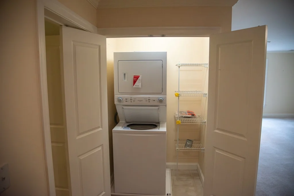 2 bed, 2 bath apartment for rent at 8 Crowninshield St Unit 210, Peabody — photo 19 of 29