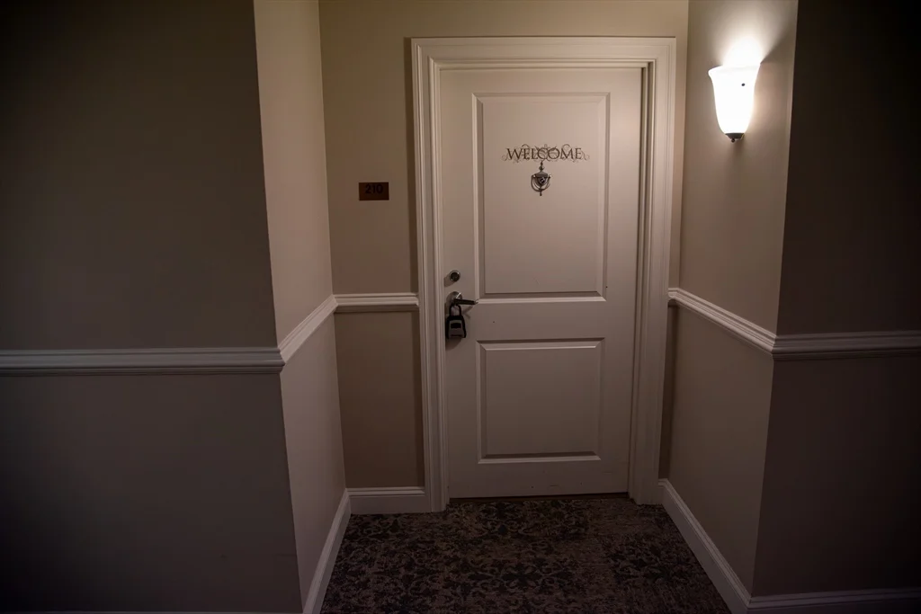 2 bed, 2 bath apartment for rent at 8 Crowninshield St Unit 210, Peabody — photo 3 of 29