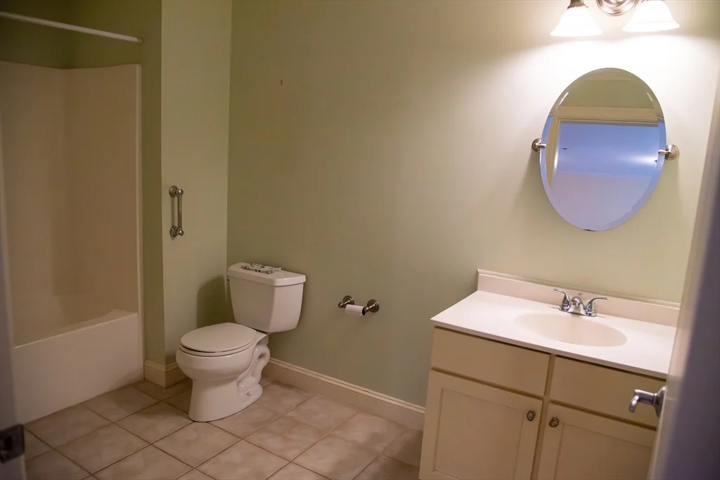 2 bed, 2 bath apartment for rent at 8 Crowninshield St Unit 210, Peabody — photo 20 of 29