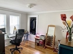 3 bed, 1 bath apartment for rent at 8 Dalton Rd Unit 8, Belmont — photo 11 of 12