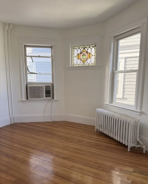 4 bed, 1 bath apartment for rent at 8 Dawes St Unit 1, Dorchester — photo 5 of 9