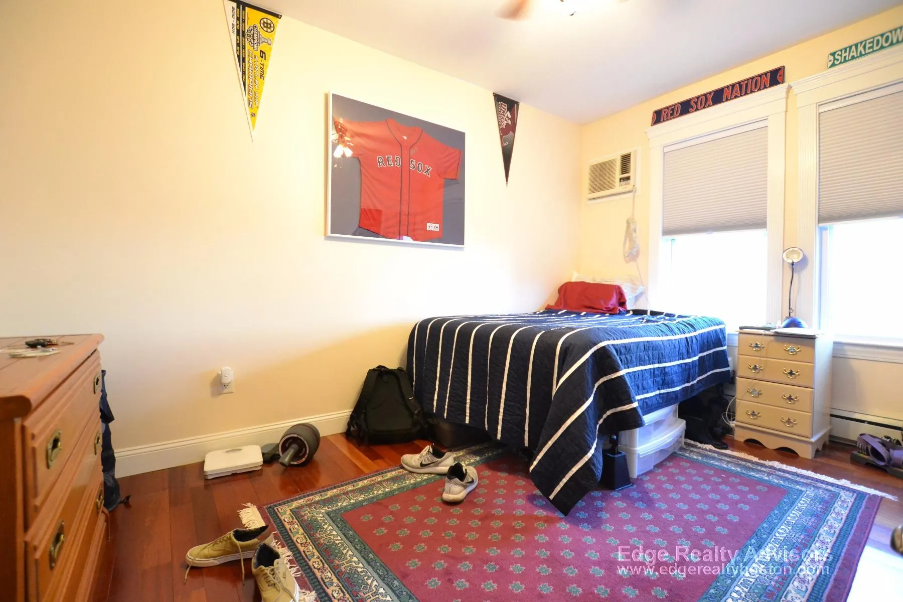 3 bed, 2 bath apartment for rent at 8 Delaware Pl Unit 3, Brighton — photo 8 of 12