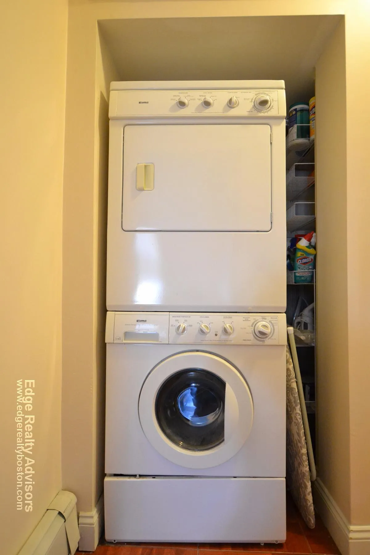 3 bed, 2 bath apartment for rent at 8 Delaware Pl Unit 3, Brighton — photo 10 of 12