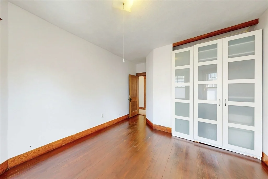 3 bed, 2 bath apartment for rent at 8 Douglas Ave Unit 2, Winter Hill — photo 18 of 24