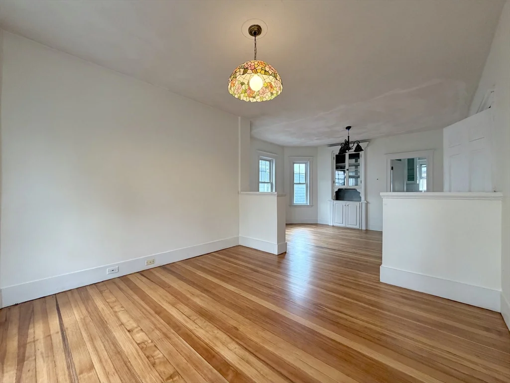 3 bed, 2 bath apartment for rent at 8 Douglas Ave Unit 2, Winter Hill — photo 21 of 24