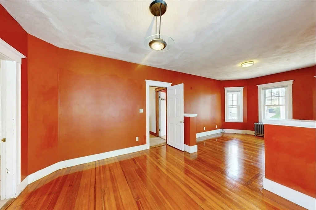 3 bed, 2 bath apartment for rent at 8 Douglas Ave Unit 2, Winter Hill — photo 9 of 24
