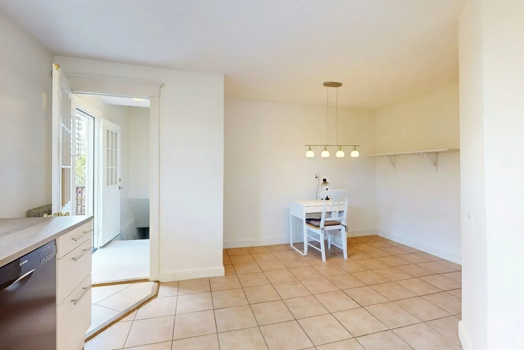 3 bed, 2 bath apartment for rent at 8 Douglas Ave Unit 2, Winter Hill — photo 12 of 24