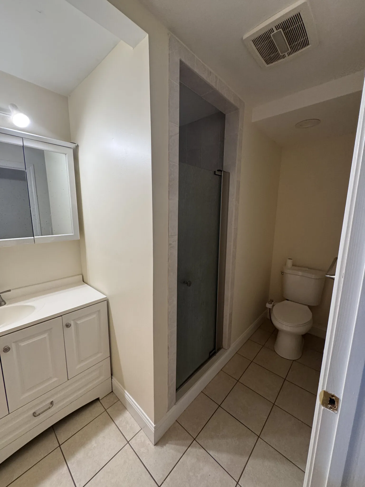 3 bed, 2 bath apartment for rent at 8 Dudley St Unit 1, North Cambridge — photo 11 of 17