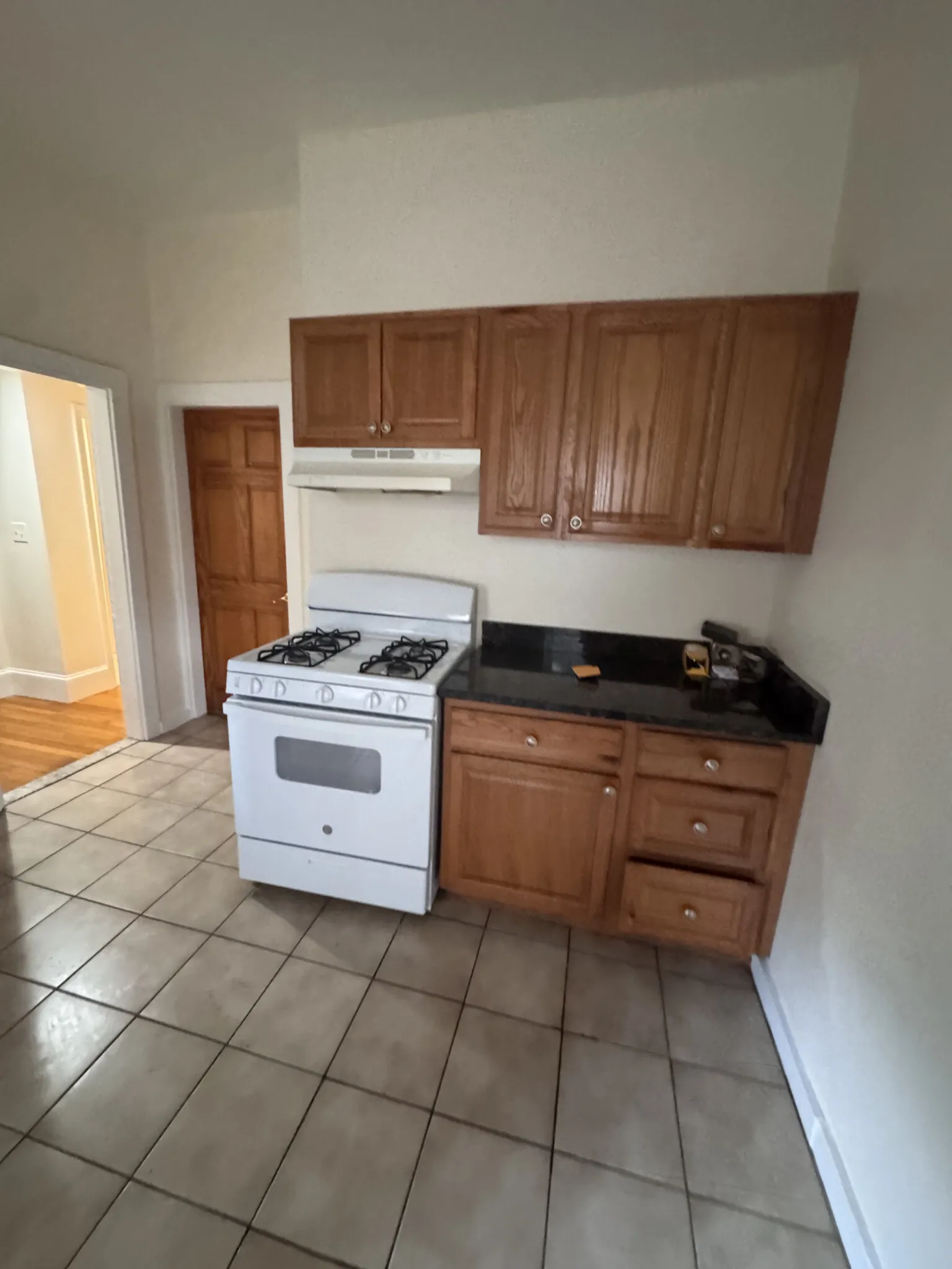 3 bed, 2 bath apartment for rent at 8 Dudley St Unit 1, North Cambridge — photo 16 of 17