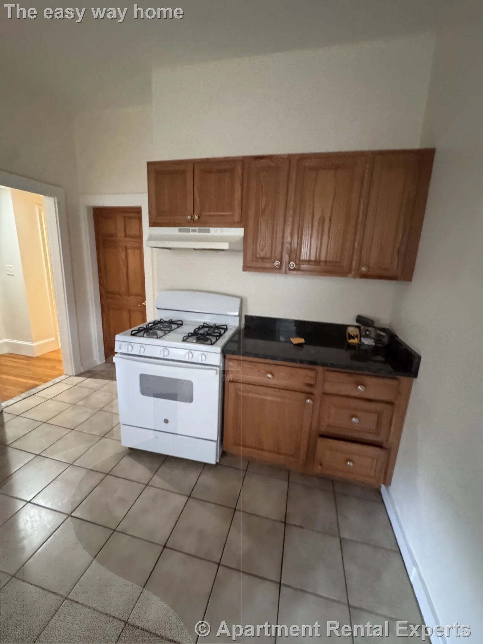 3 bed, 2 bath apartment for rent at 8 Dudley St Unit 1, North Cambridge — photo 4 of 11