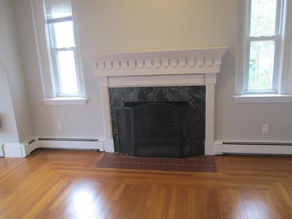 3 bed, 2 bath apartment for rent at 8 Dunham St Unit A, Lexington — photo 1 of 20