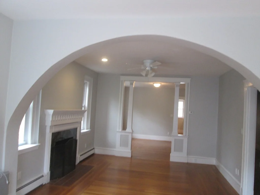 3 bed, 2 bath apartment for rent at 8 Dunham St Unit A, Lexington — photo 3 of 20