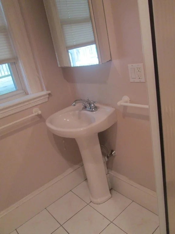 3 bed, 2 bath apartment for rent at 8 Dunham St Unit A, Lexington — photo 14 of 20