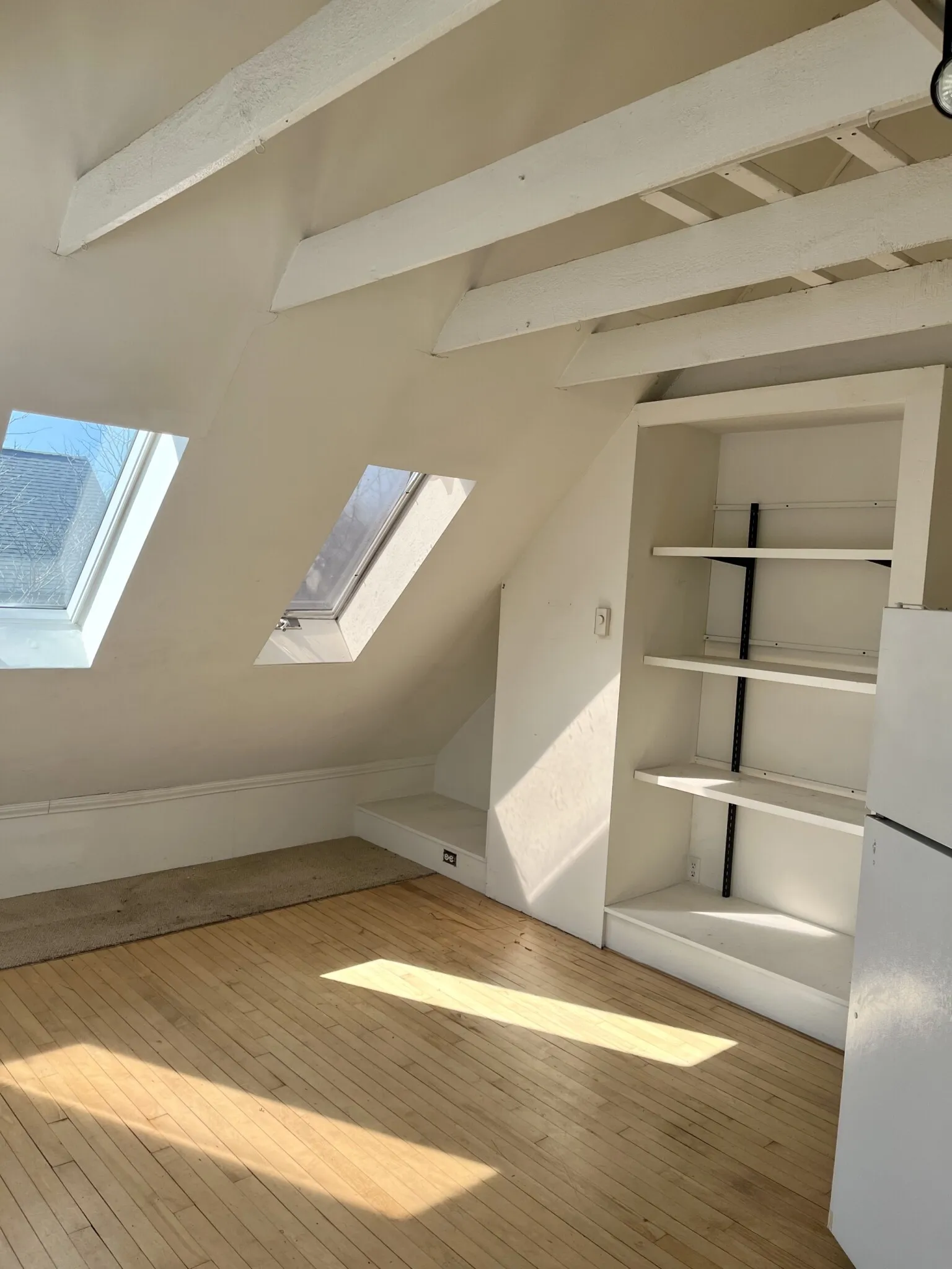 Studio bed, 1 bath apartment for rent at 8 Durham St Unit 3, Prospect Hill — photo 6 of 27