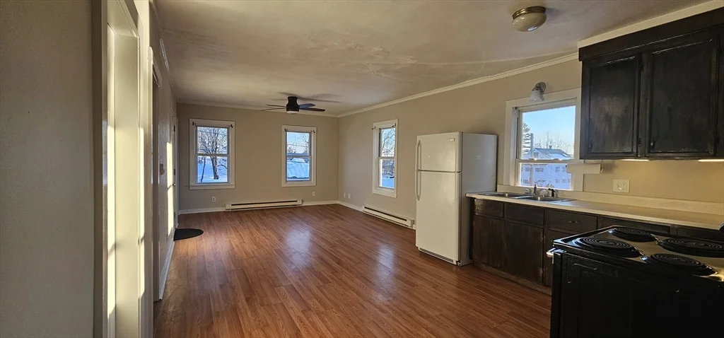 2 bed, 1 bath apartment for rent at 8 Dustin St Unit 2, Spencer — photo 2 of 8