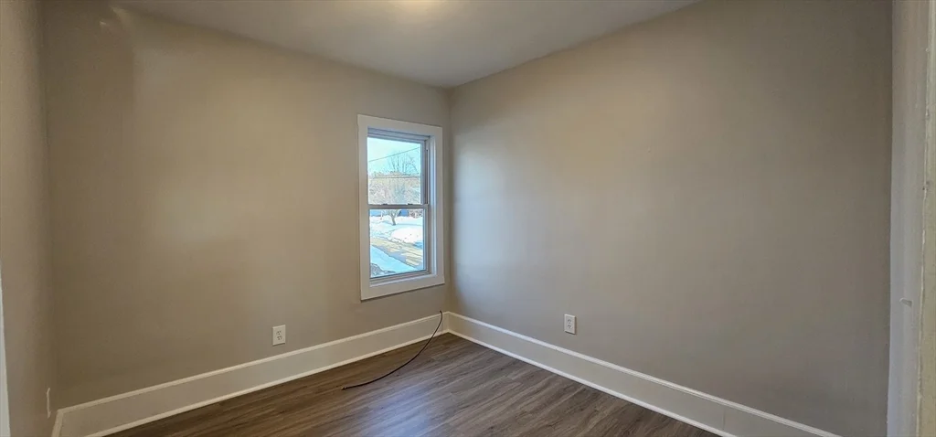 2 bed, 1 bath apartment for rent at 8 Dustin St Unit 2, Spencer — photo 5 of 8