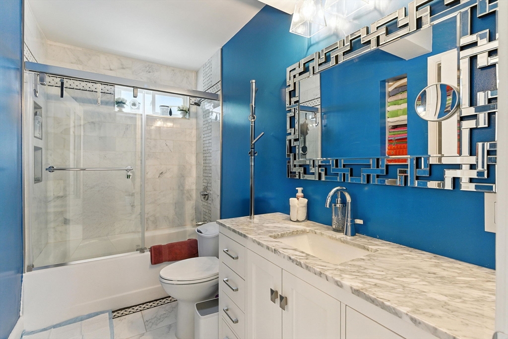 3 bed, 2 bath apartment for rent at 8 Earnshaw St, West Roxbury — photo 14 of 36
