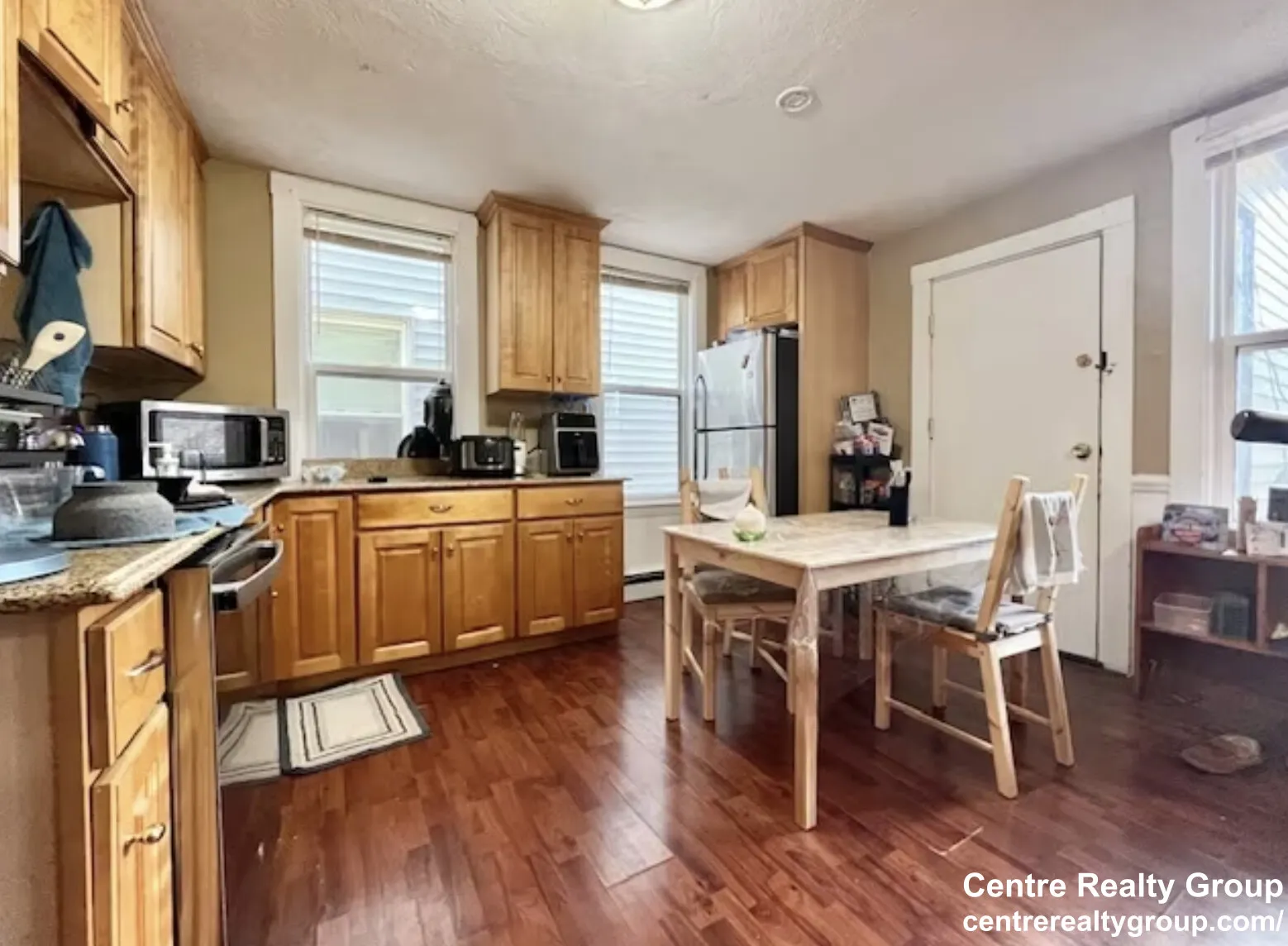 3 bed, 2 bath apartment for rent at 8 Eldora St Unit 2, Mission Hill