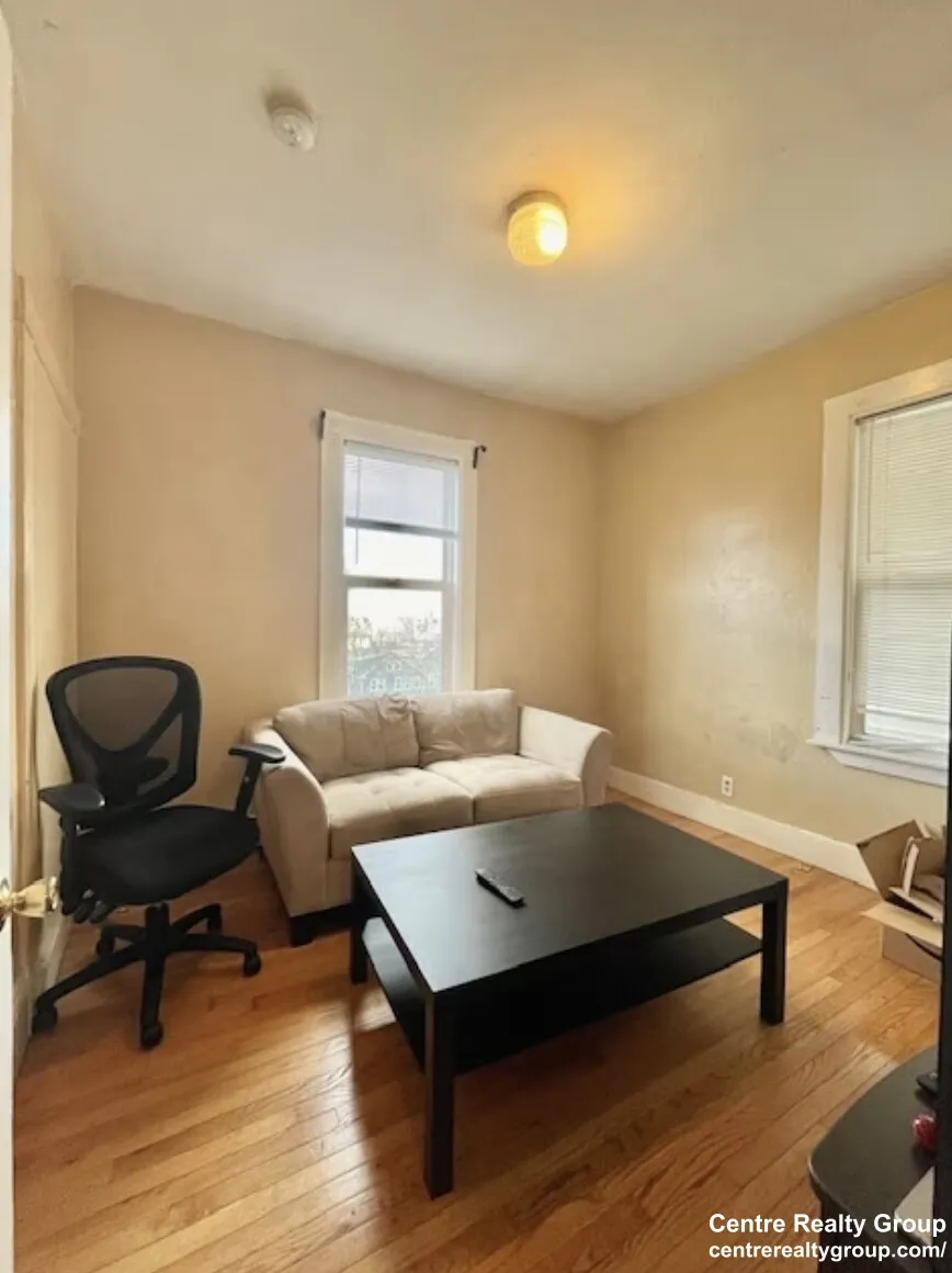 3 bed, 2 bath apartment for rent at 8 Eldora St Unit 2, Mission Hill — photo 7 of 10