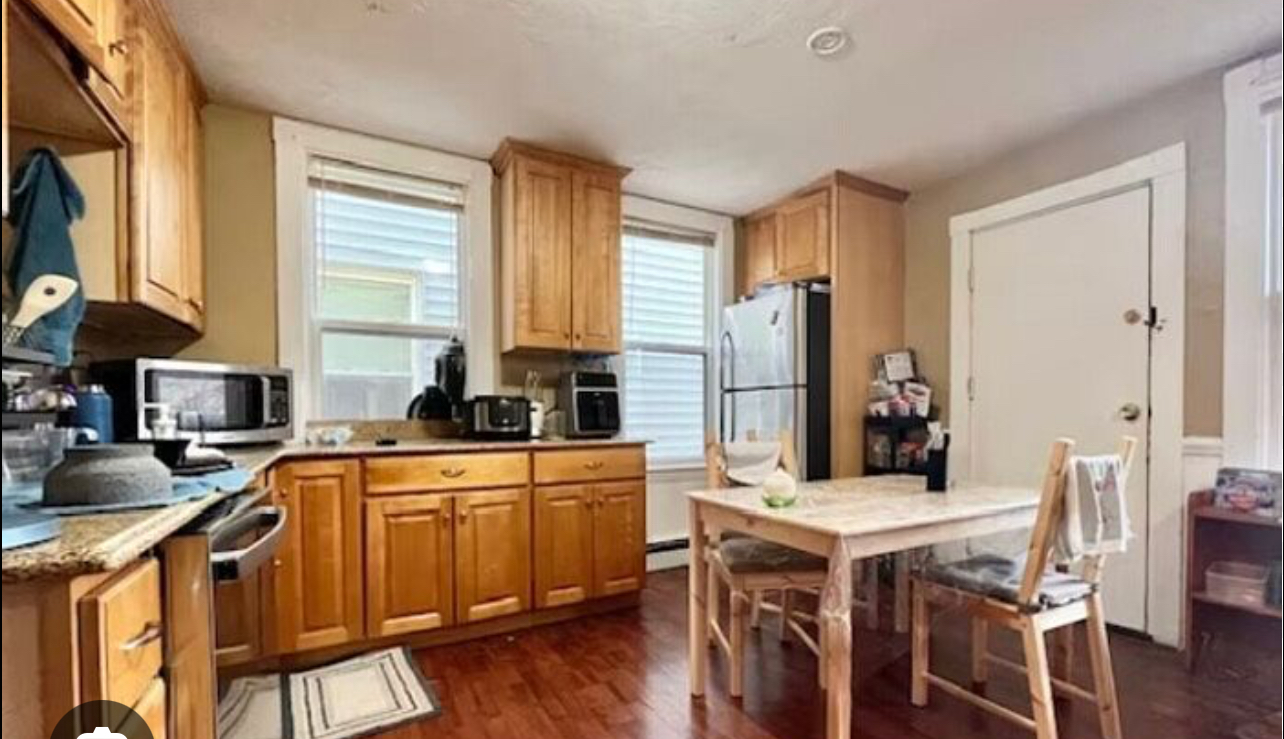 3 bed, 2 bath apartment for rent at 8 Eldora St Unit 2, Mission Hill — photo 2 of 3