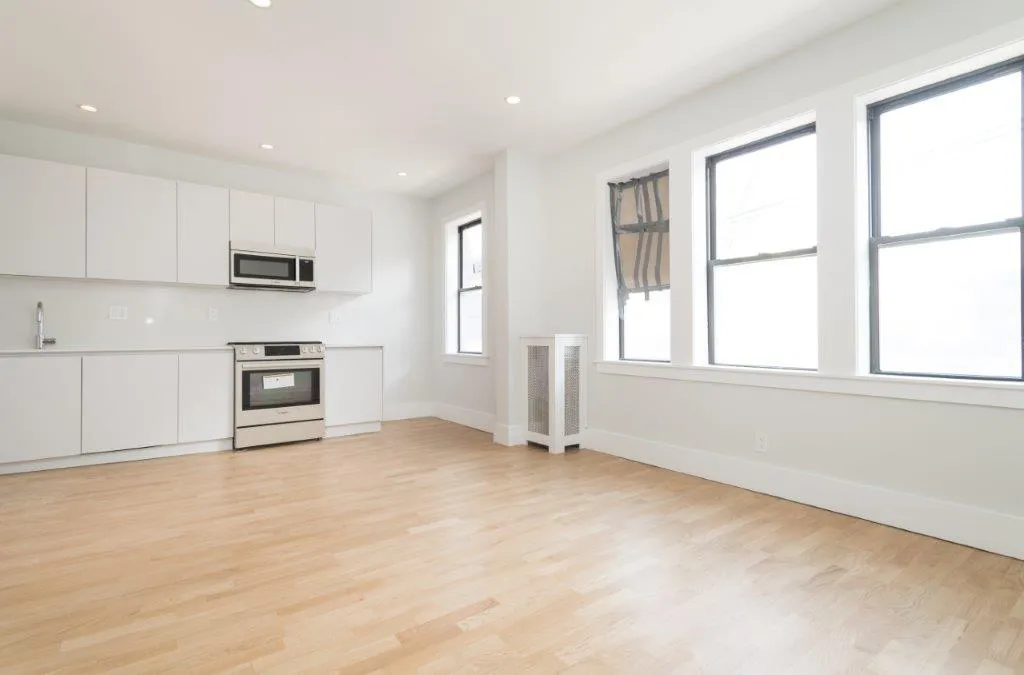 2 bed, 1 bath apartment for rent at 8 Elko St Unit 1, Brighton