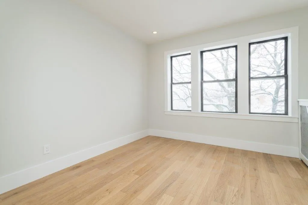 1.5 bed, 1 bath apartment for rent at 8 Elko St Unit 12, Brighton — photo 6 of 14