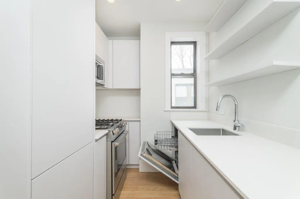 1.5 bed, 1 bath apartment for rent at 8 Elko St Unit 12, Brighton — photo 4 of 14