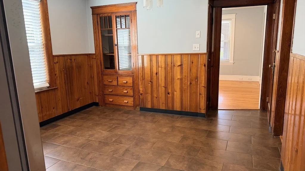 2 bed, 1 bath apartment for rent at 8 Elton St Unit 1, Worcester — photo 18 of 26