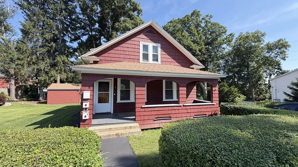 2 bed, 1 bath apartment for rent at 8 Elton St Unit 1, Worcester — photo 1 of 26
