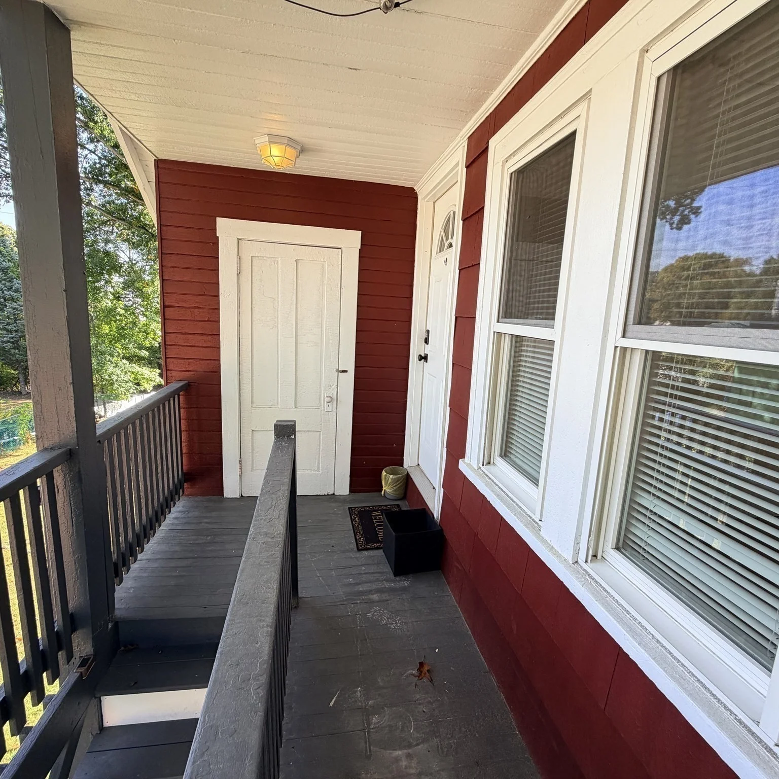 2 bed, 1 bath apartment for rent at 8 Elton St Unit 2, Worcester — photo 3 of 29