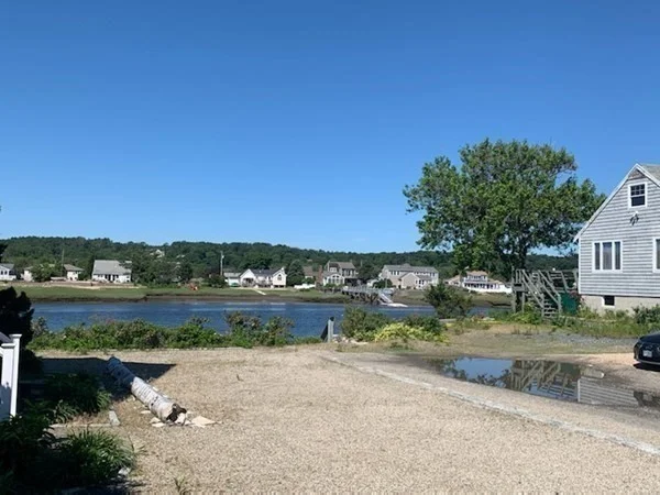 3 bed, 2 bath apartment for rent at 8 Emerson St (Winter Rental) Unit 8, Humarock — photo 9 of 22