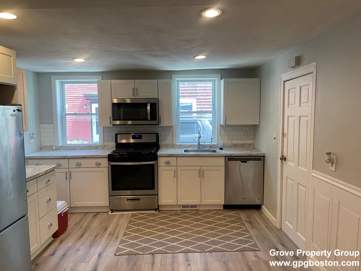 1 bed, 1 bath apartment for rent at 8 Emmet St Unit 1, South Boston — photo 1 of 5