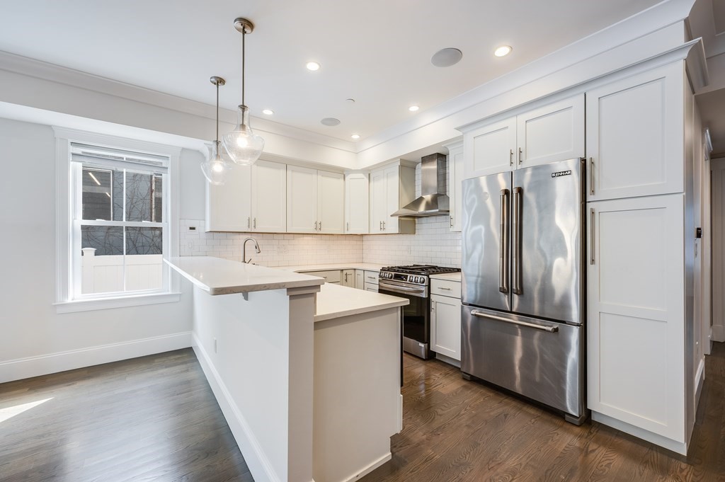 3 bed, 3 bath apartment for rent at 8 Enterprise St Unit 1, Dorchester — photo 6 of 35