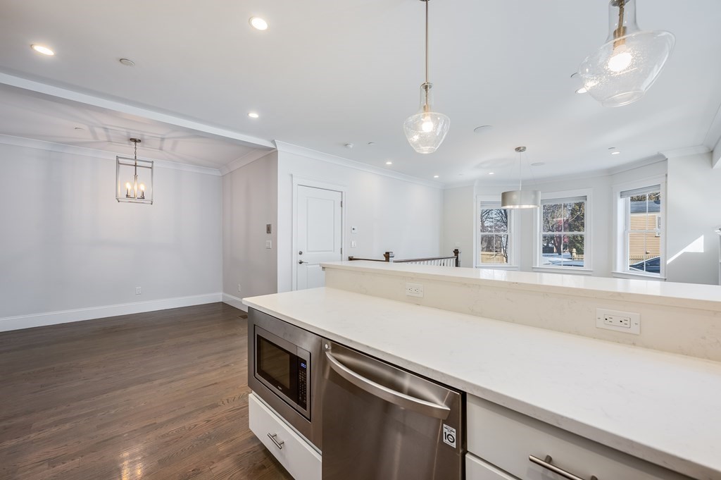 3 bed, 3 bath apartment for rent at 8 Enterprise St Unit 1, Dorchester — photo 11 of 35