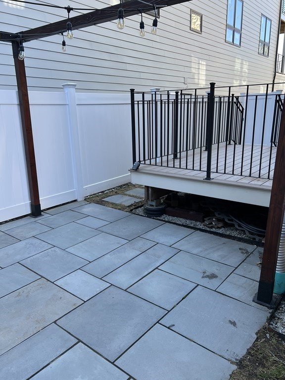 3 bed, 3 bath apartment for rent at 8 Enterprise St Unit 1, Dorchester — photo 31 of 35