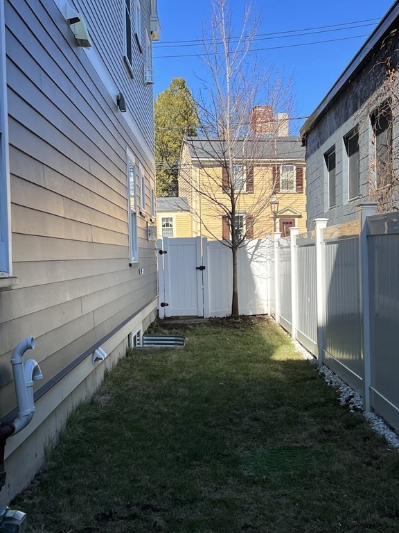3 bed, 3 bath apartment for rent at 8 Enterprise St Unit 1, Dorchester — photo 30 of 35
