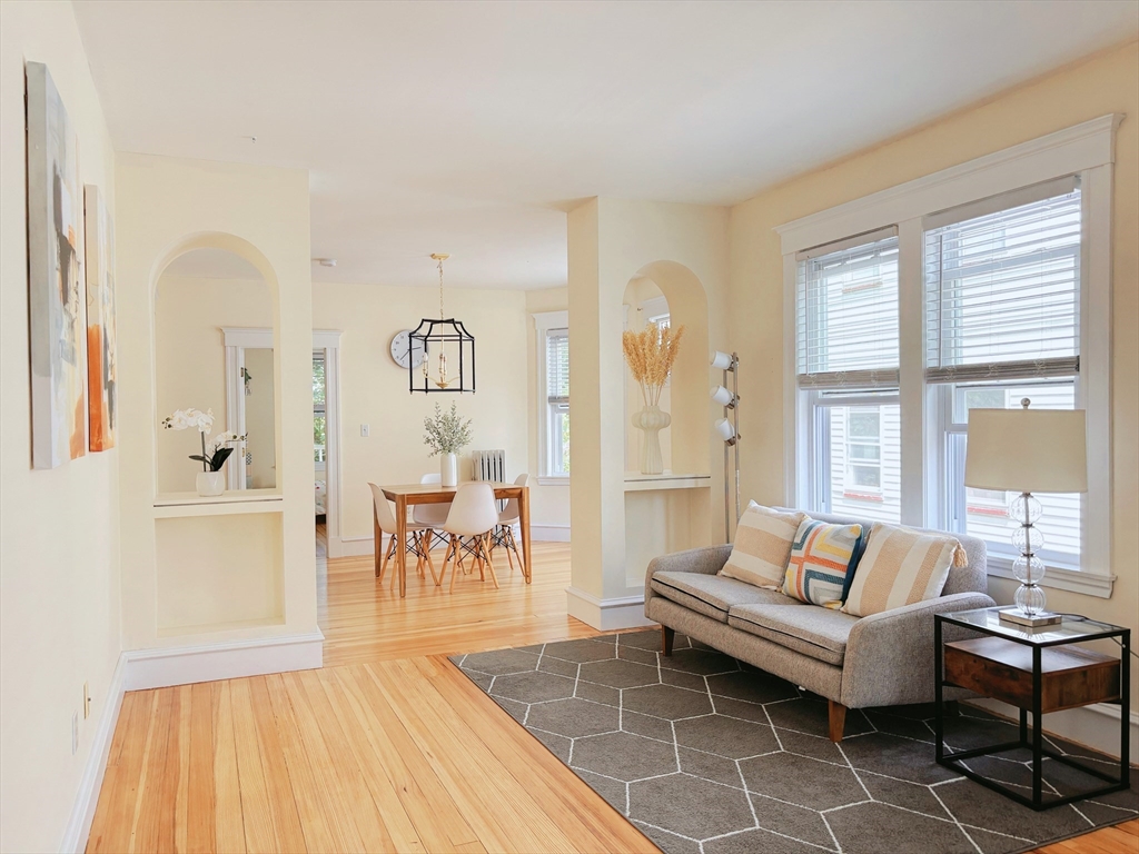 2 bed, 1 bath apartment for rent at 8 Fianwood Circle Unit 2, Inman Square — photo 4 of 12