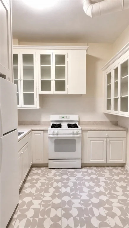 2 bed, 1 bath apartment for rent at 8 Fairfield St Unit 2, Back Bay — photo 5 of 5