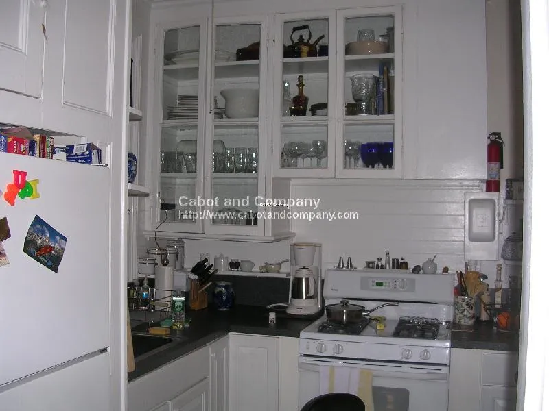3 bed, 1 bath apartment for rent at 8 Fairfield St Unit 3A, Back Bay — photo 3 of 19