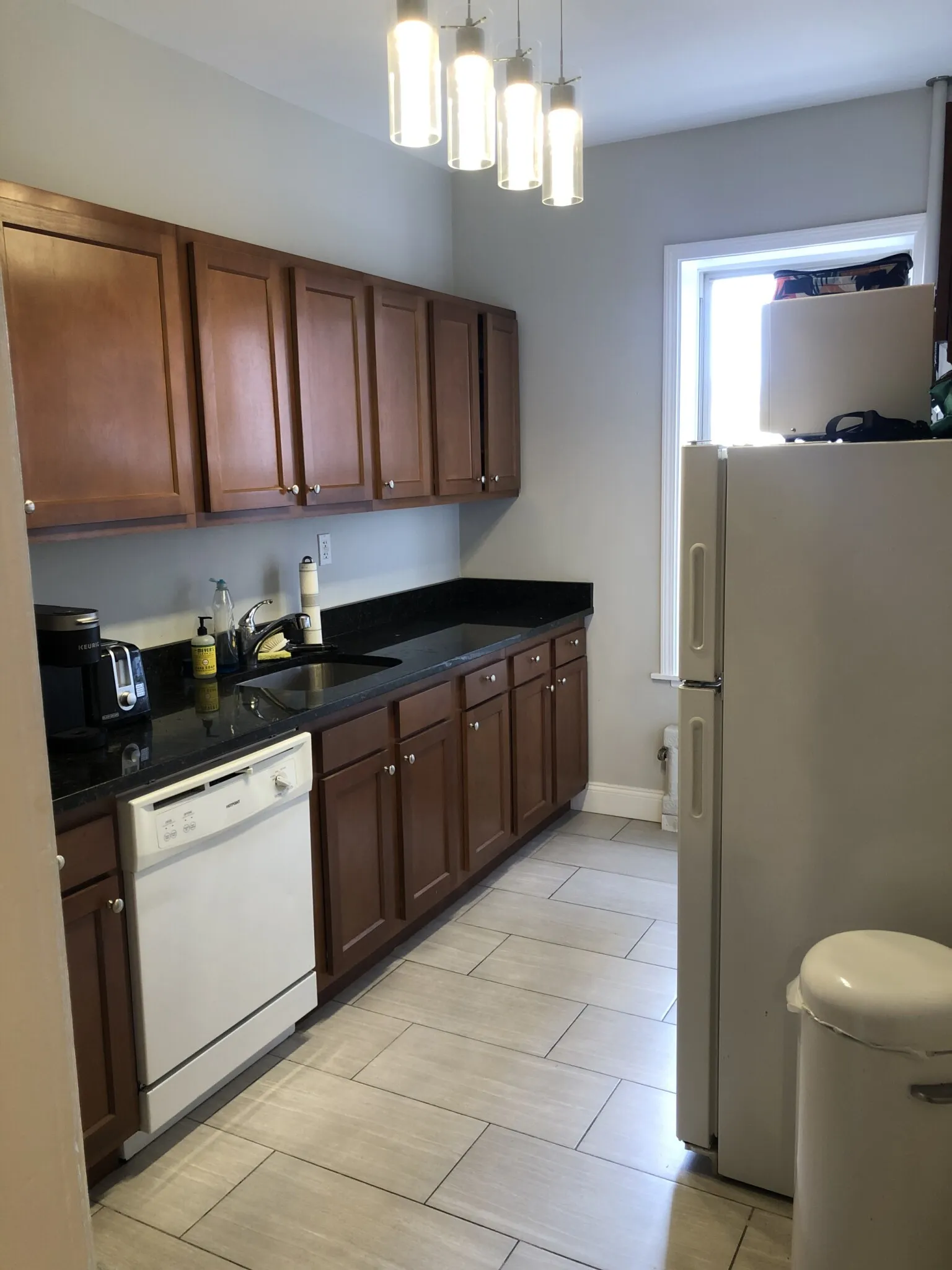 3 bed, 1 bath apartment for rent at 8 Farrington Ave Unit 2, Allston — photo 11 of 34