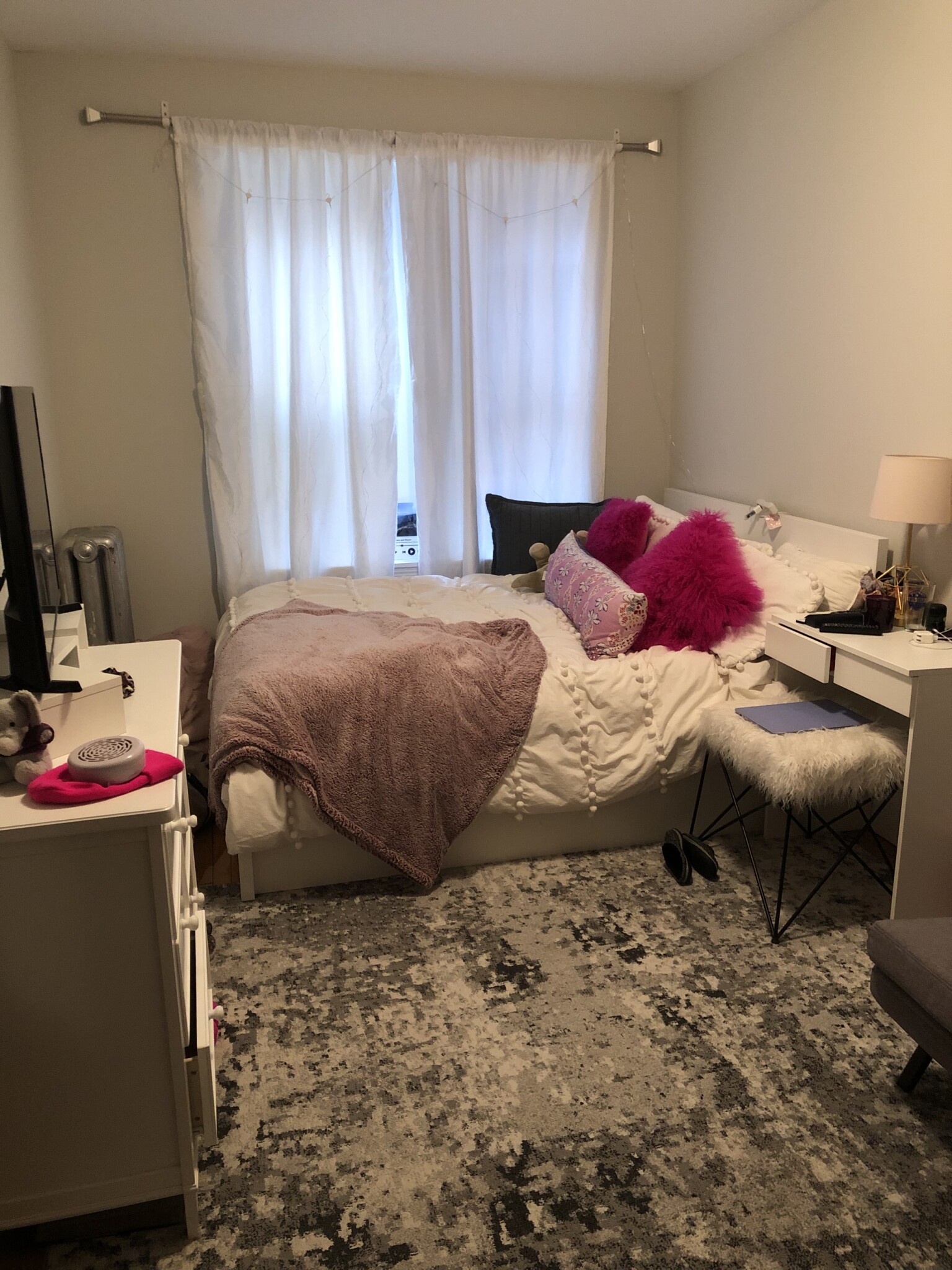 3 bed, 1 bath apartment for rent at 8 Farrington Ave Unit 2, Allston — photo 15 of 34