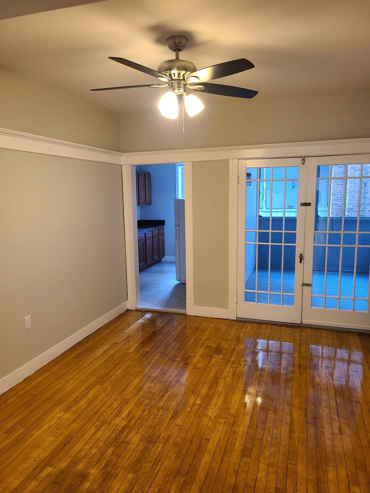 3 bed, 1 bath apartment for rent at 8 Farrington Ave Unit 2, Allston — photo 20 of 34