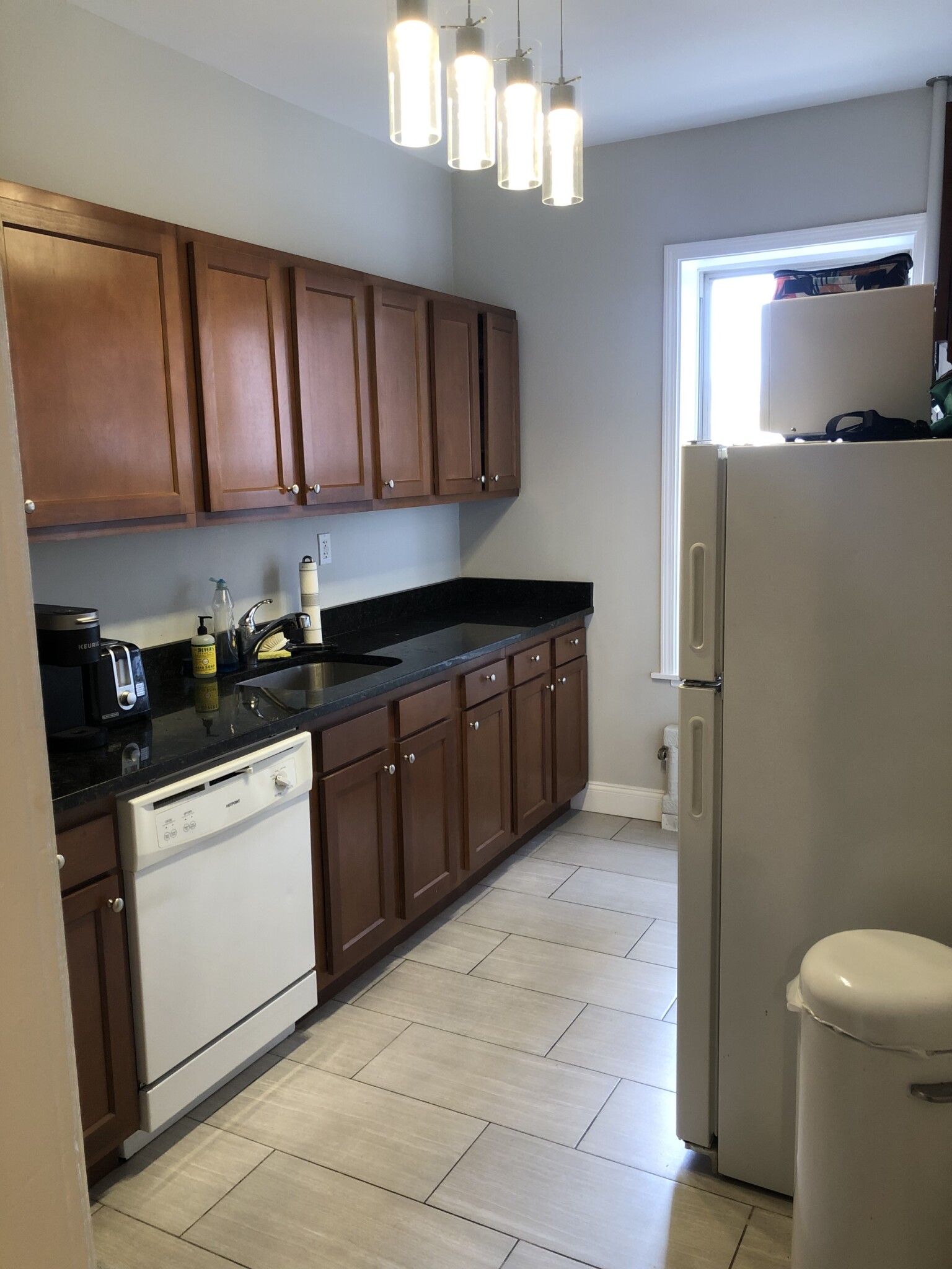 3 bed, 1 bath apartment for rent at 8 Farrington Ave Unit 2, Allston — photo 11 of 34