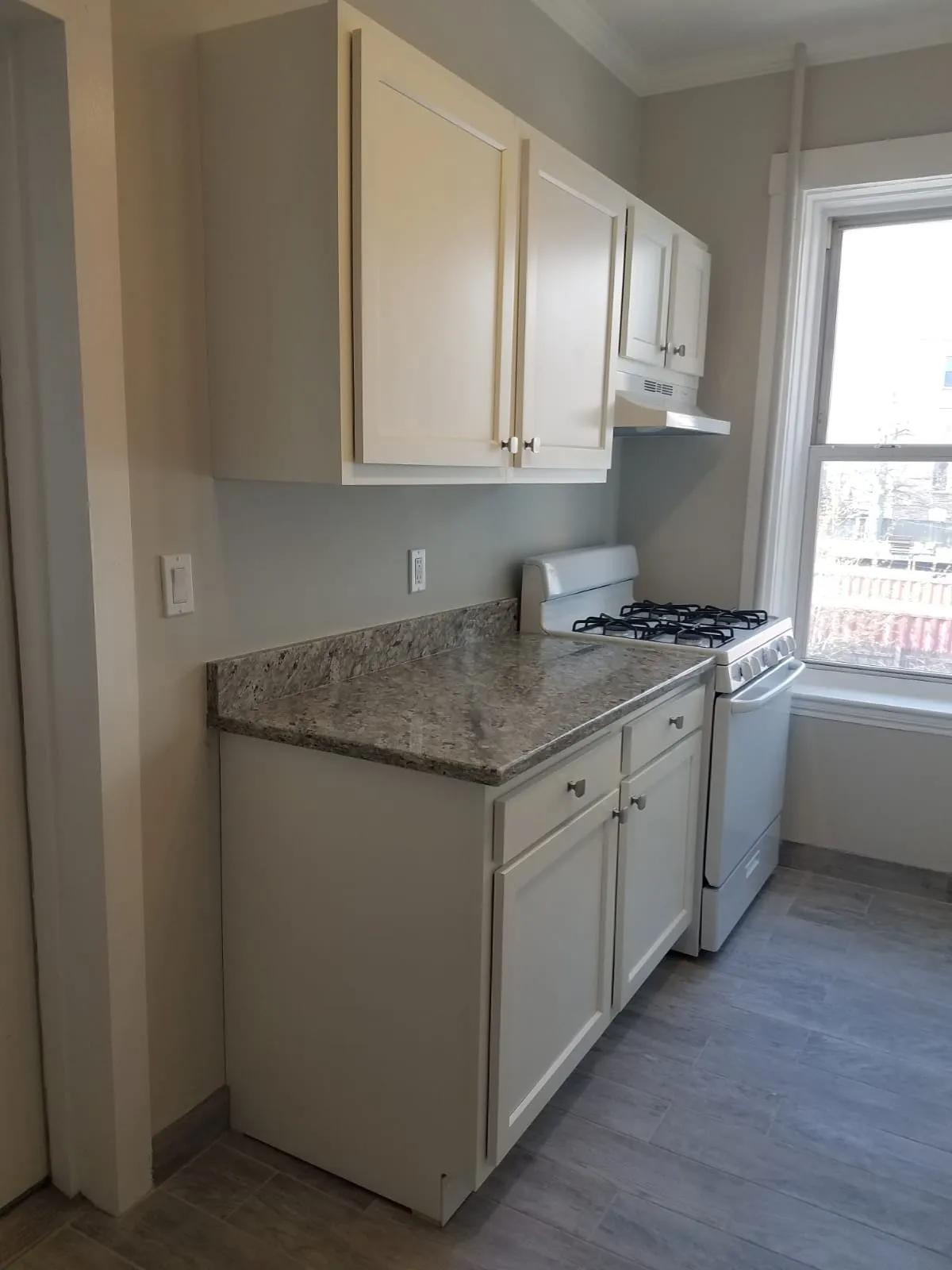 3 bed, 1 bath apartment for rent at 8 Farrington Ave Unit 3, Allston — photo 11 of 31