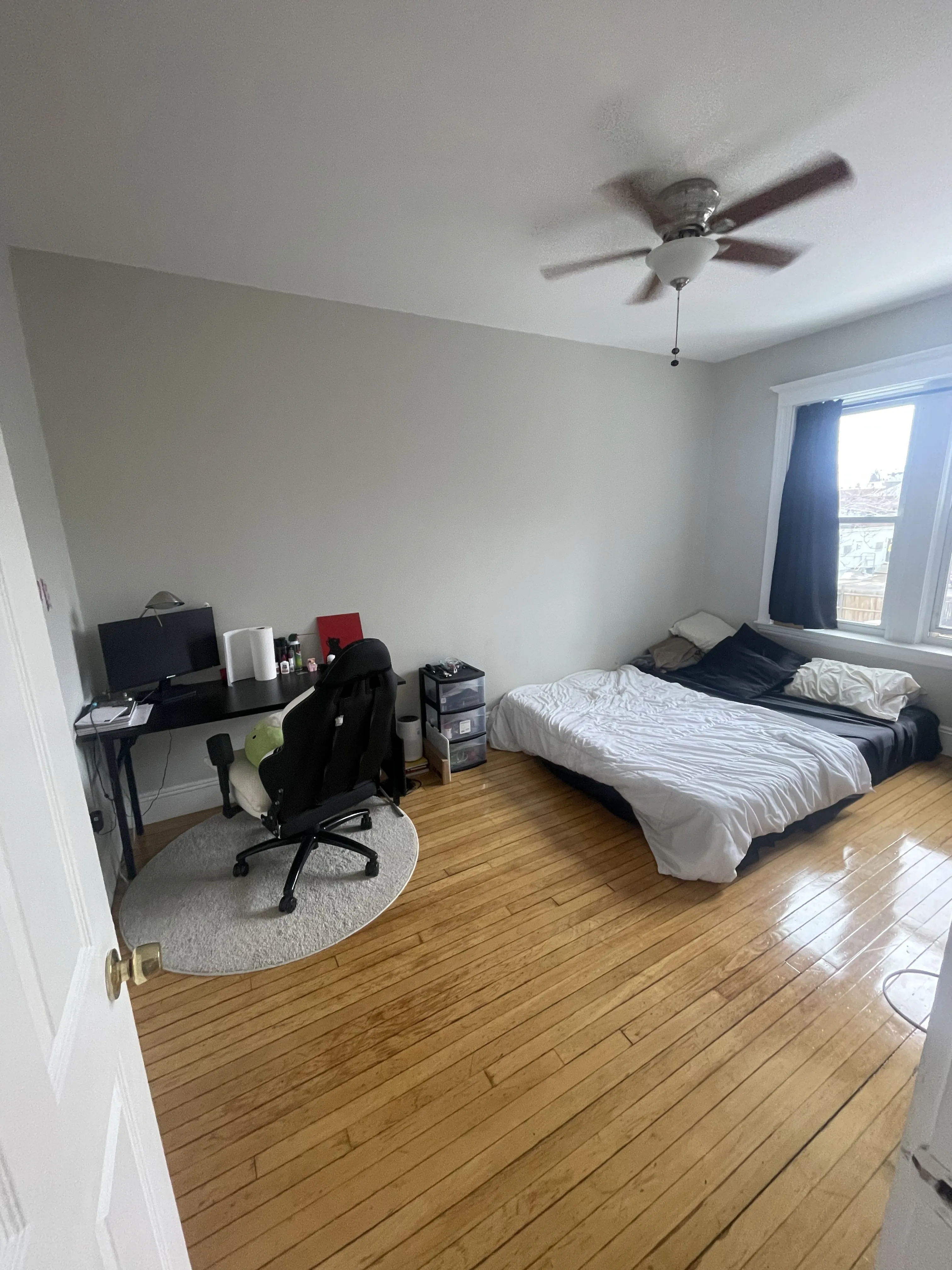 3 bed, 1 bath apartment for rent at 8 Farrington Ave Unit 3, Allston — photo 6 of 31