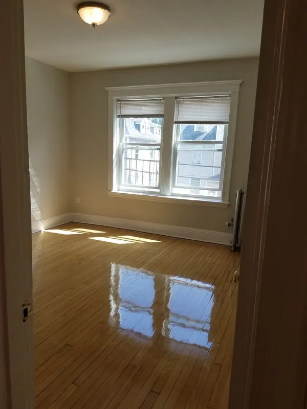 3 bed, 1 bath apartment for rent at 8 Farrington Ave Unit 4, Allston — photo 24 of 30