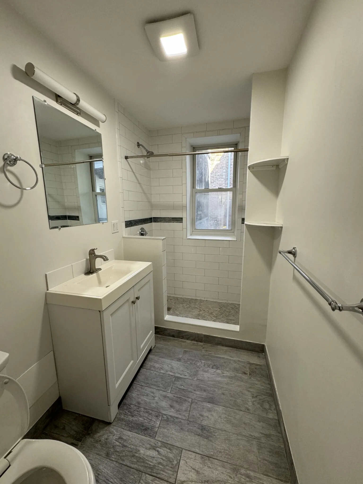 3 bed, 1 bath apartment for rent at 8 Farrington Ave Unit 4, Allston — photo 13 of 30